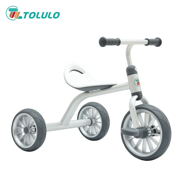 Tricycles pour enfants: un début parfait pour mener des aventures