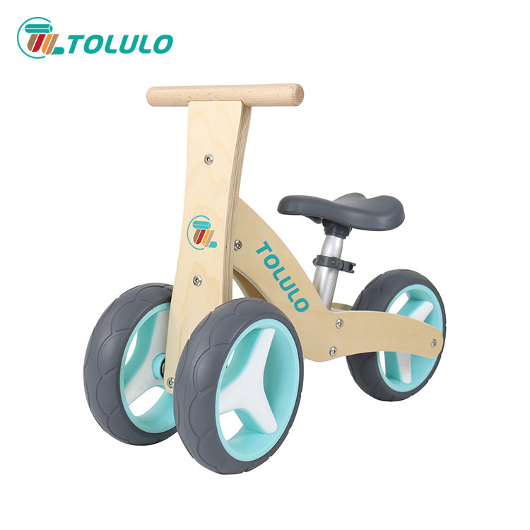 Mini vélo d'équilibre